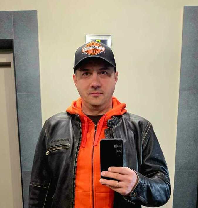 Чуенко Денис&nbsp;